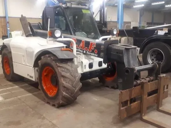 V518 Telehandler .2.webp